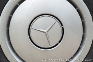 Mercedes-Benz E 190 E 1.8 1991