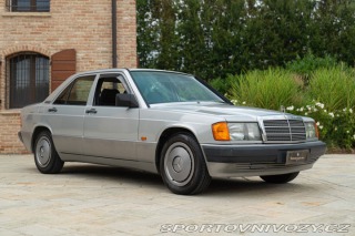 Mercedes-Benz E 190 E 1.8 1991