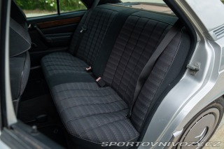 Mercedes-Benz E 190 E 1.8 1991