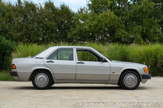 Mercedes-Benz E 190 E 1.8 1991