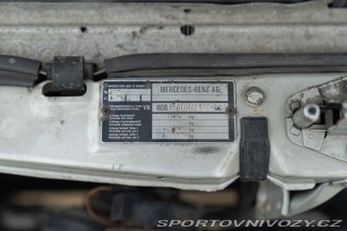 Mercedes-Benz E 190 E 1.8 1991