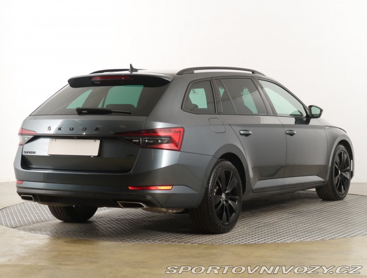 Škoda Superb Sportline 2.0 TSI 2020