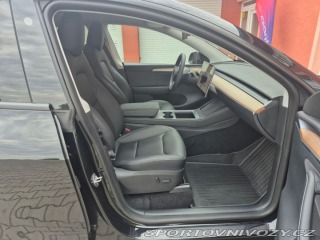 Tesla Model Y Long Range 378 kW 2023