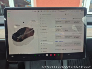 Tesla Model Y Long Range 378 kW 2023