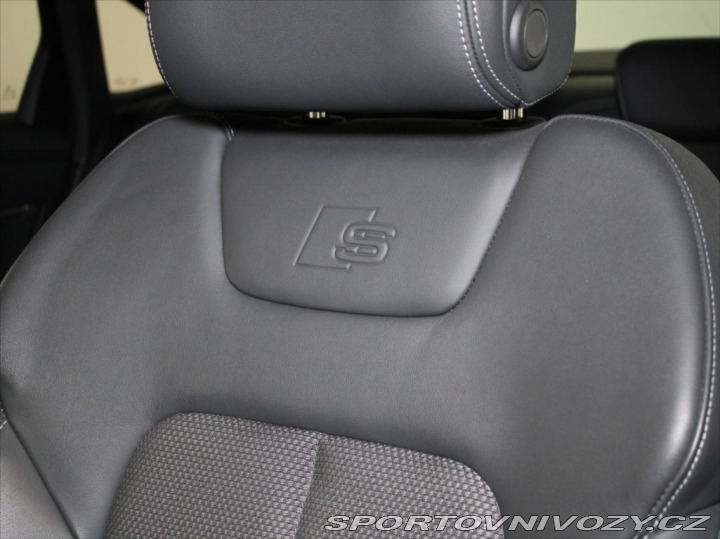 Audi A6 3,0 50TDi S-Line VZDUCH P 2022