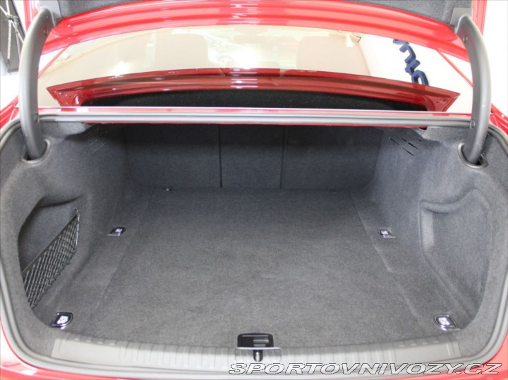 Audi A6 3,0 50TDi S-Line VZDUCH P 2022