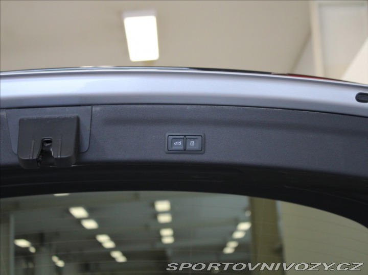 Audi A6 Avant 2,0 40TDi Q S-Line 2022
