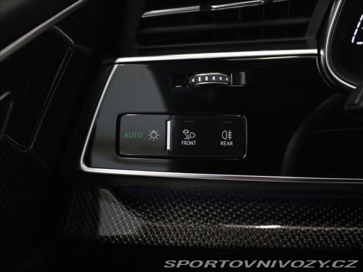 Audi Ostatní modely Q8 3,0 55TFSi S-Line Black 8 2023
