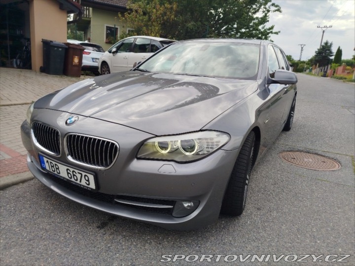 BMW 5 3,0 530d F11 1800