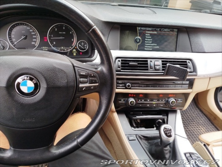 BMW 5 3,0 530d F11 1800