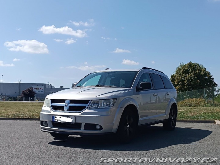 Dodge Ostatní modely Journey americké SUV 1800