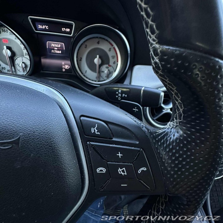 Mercedes-Benz Ostatní modely GLA 2,0 220 CDI 170hp 7G DC 2015