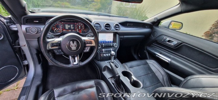 Ford Mustang 5,0 rv 2020.najeto 67ti 2020