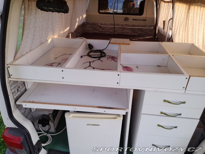 Volkswagen Ostatní modely Transporter 2,5 T4,obytný 2000