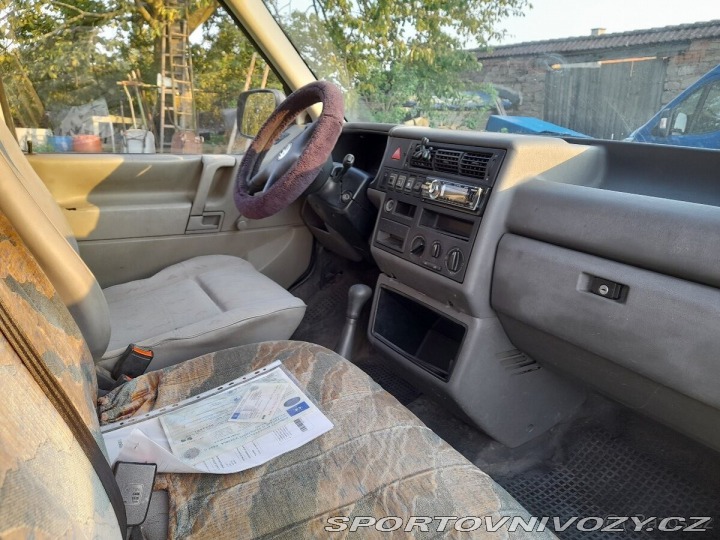 Volkswagen Ostatní modely Transporter 2,5 T4,obytný 2000