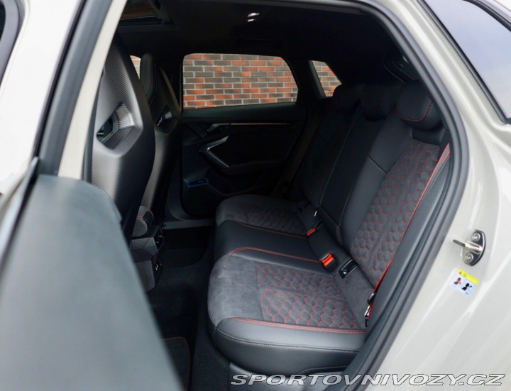 Audi RS3 Sportback 2.5 TFSI quatt 2025
