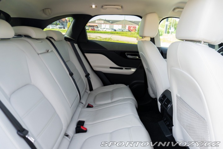 Jaguar F-Pace 2.0 I4 Prestige AWD A/ 2017