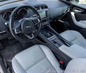 Jaguar F-Pace 2.0 I4  Prestige  AWD A/ 2017
