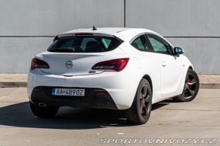 Opel Astra GTC 2.0 CDTI Start/Stop 2012