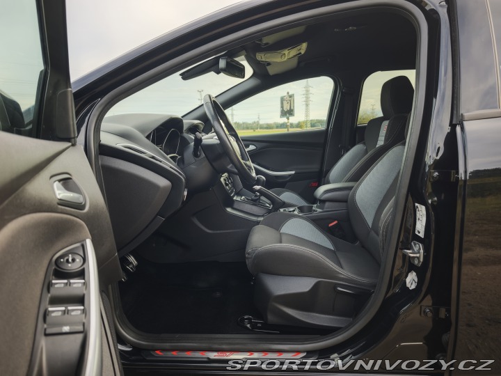 Ford Focus ST Focus ST MK3(ST250) 2012