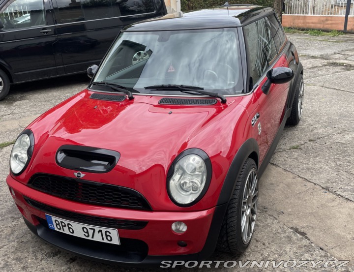 Mini Cooper R53 2006