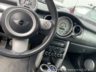 Mini Cooper R53 2006
