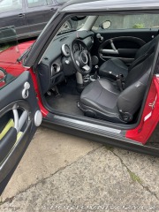 Mini Cooper R53 2006