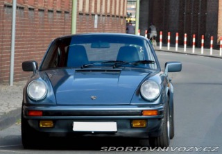 Porsche 911 Carrera 3.2 G-Model 1984