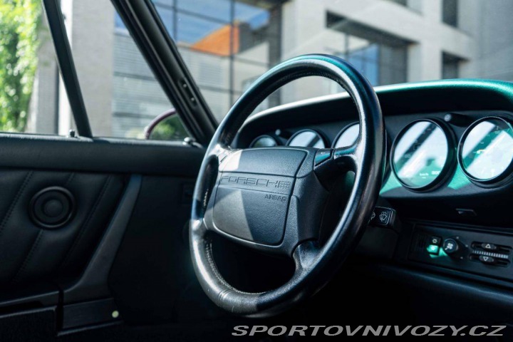 Porsche 911 Carrera 4 (964) 1992
