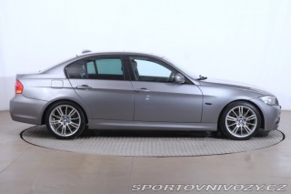 BMW 3 330 d 2010