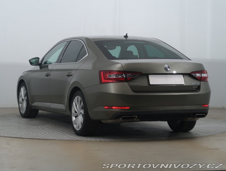 Škoda Superb Style Plus 2.0 TSI 2015