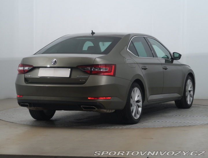 Škoda Superb Style Plus 2.0 TSI 2015