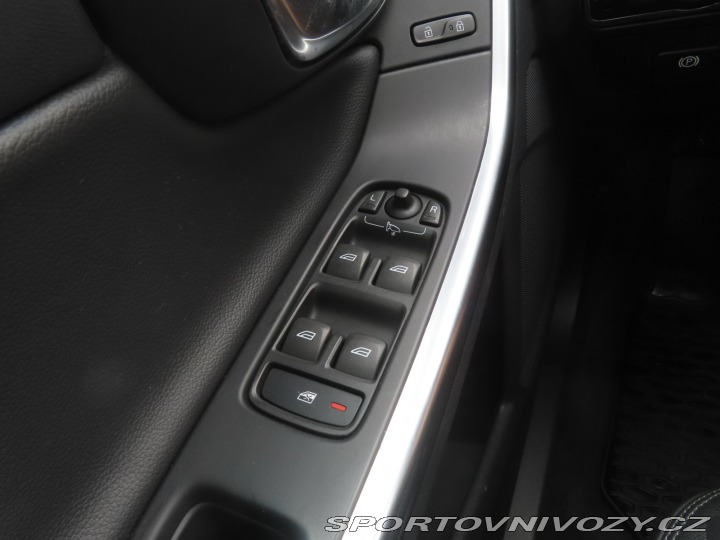 Volvo V60 D6 Plug-in Hybrid 2015