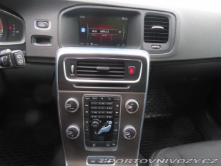 Volvo V60 D6 Plug-in Hybrid 2015
