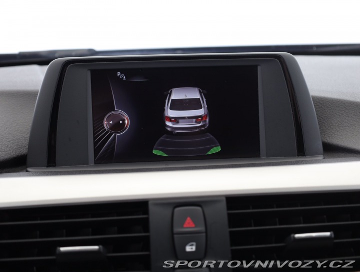 BMW 3 330 i 2016