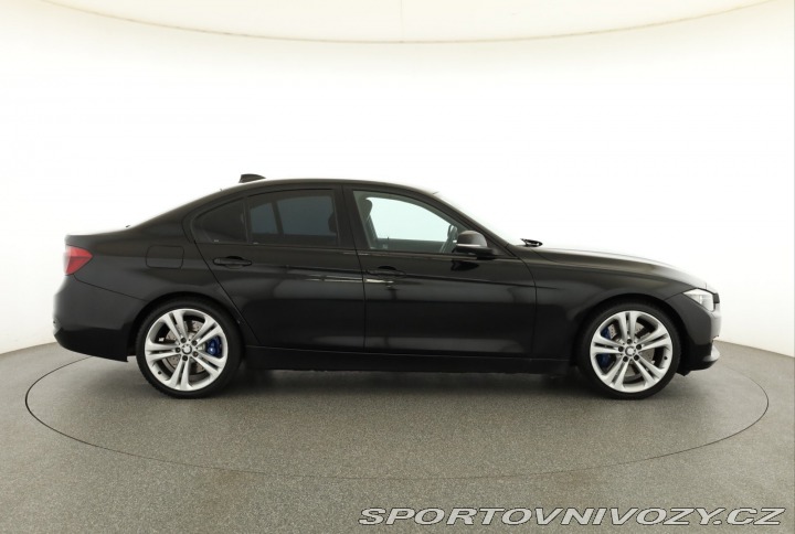 BMW 3 330 i 2016
