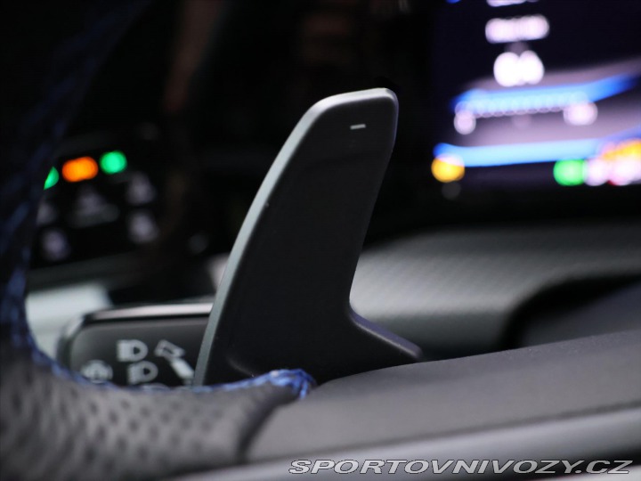 Volkswagen Golf 2,0 R TSI 235kW 4Motion C 2021