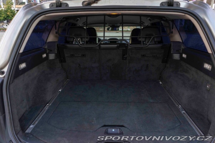 Volvo Ostatní modely XC70 2,4 D5 2013, 4x4 – Výbo 2013