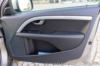Volvo Ostatní modely XC70 2,4 D5 2013, 4x4 – Výbo 2013