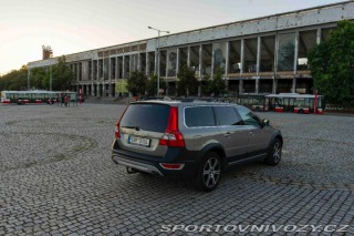 Volvo Ostatní modely XC70 2,4 D5 2013, 4x4 – Výbo 2013