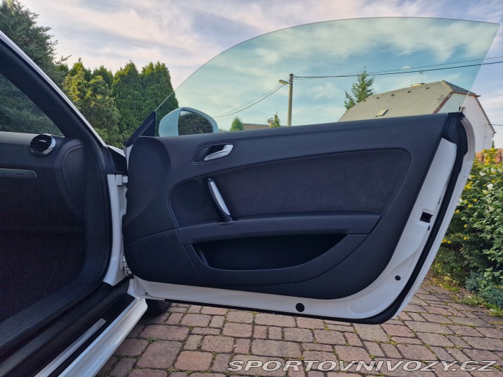 Audi TT S-line 8J TOP STAV 2014