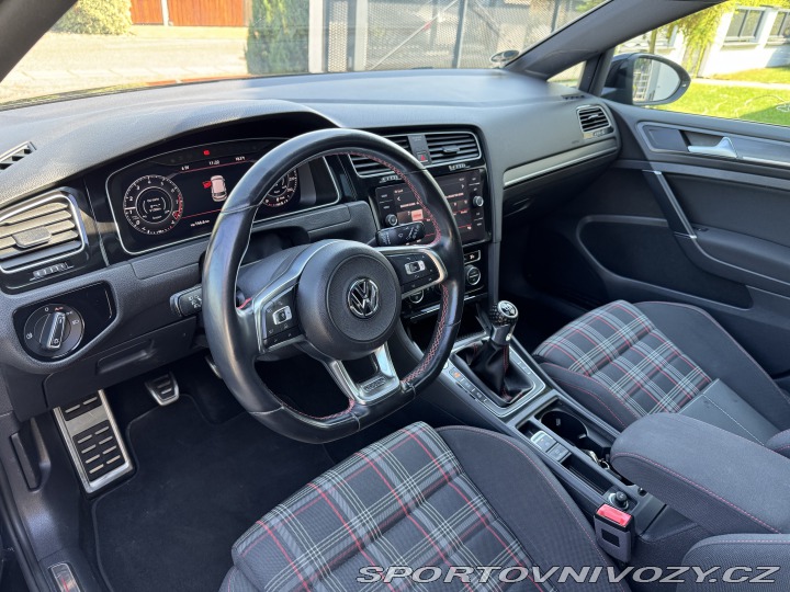 Volkswagen Golf GTI PERFORMANCE 2018