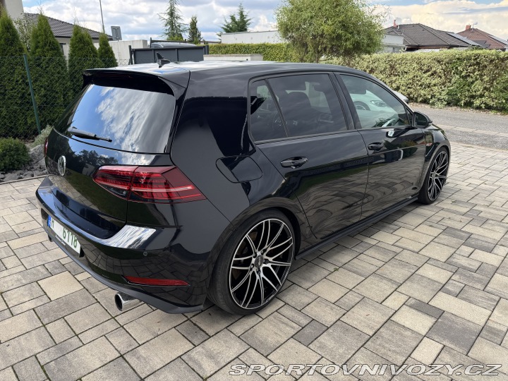 Volkswagen Golf GTI PERFORMANCE 2018
