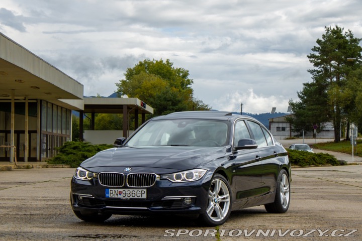 BMW 3 328i A/T 2012