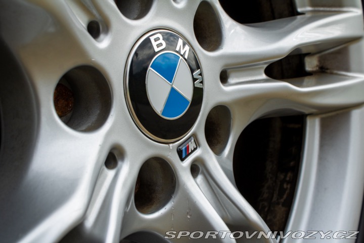 BMW 3 328i A/T 2012