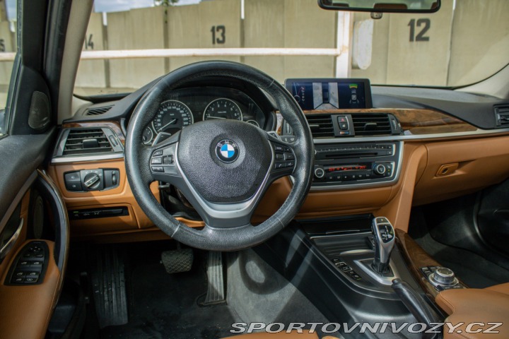 BMW 3 328i A/T 2012