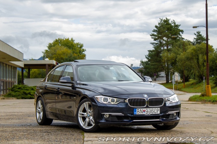 BMW 3 328i A/T 2012
