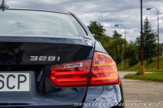 BMW 3 328i A/T 2012
