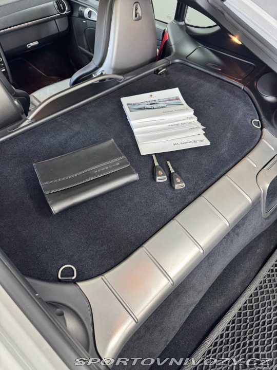 Porsche Cayman S 2011