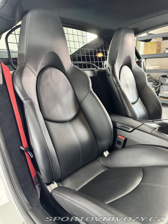 Porsche Cayman S 2011